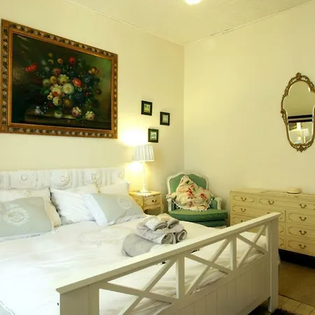 Canal Apartment Carcassonne
